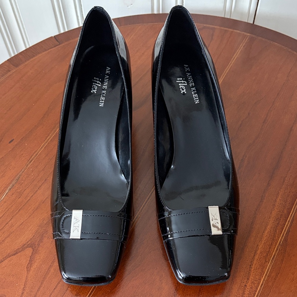 Anne Klein flex Black Patent Leather Square-Toe Heels Size 9.5 NEW